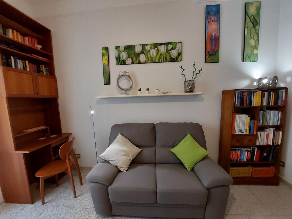 C R A Zy For Rhome Apartment Rom
